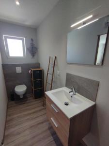 B&B / Chambres d'hotes Entre canal et garrigue : photos des chambres