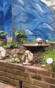 Molly Marine - Bespoke 2 Bedroom Courtyard Apartment - 1 Minute From Brighton Pier