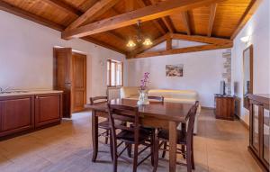 Awesome Apartment In Pazin With Wifi 