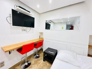 Pretty Central flat in Paris