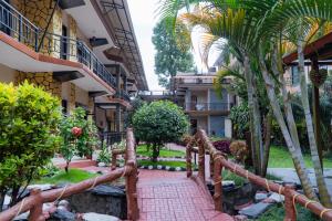 Moonlight Resort and Spa