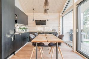 Ylellinen huvila meren rannalla Raaseporissa