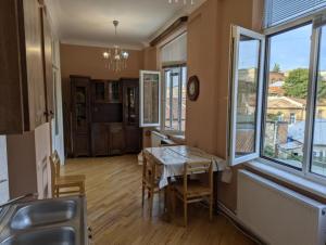 City Center Apartment