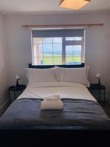 Valley Lodge 3 BR Retreat in Craigantlet Hills