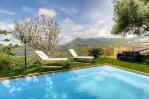 Maison en bois village entre montagne et mer - 卡尔卡托吉奥