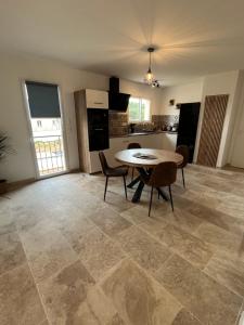 Le Clos de L-Oliveraie - Appartements de charme avec piscine proche d-Uzes : photos des chambres