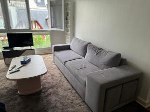 Lassomption au calme paris 16e