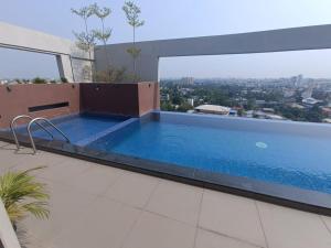 3BR SilverSquare Fully Furnished AC Flat near Lisie Hospital