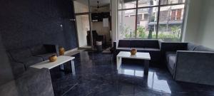 3BR SilverSquare Fully Furnished AC Flat near Lisie Hospital