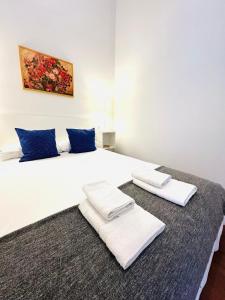 Apartamentos Templo Diana -Vistas Históricas-