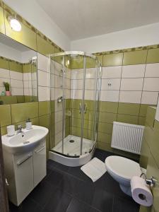 Pokoje Gościnne Pod Lipami