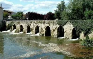 Chambre à la campagne - DORDOGNE à deux pas - Miramont-de-Guyenne
