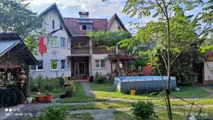 Casa cu Mesteceni Calimanesti - Căciulata