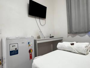 Casa de Hóspedes 2Q até 6 pessoas 100m Praia e entrada independente