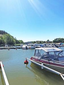 Förtjusande gästhus med parkering