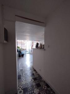 Studio LOccitan en plein centre ville avec balcon