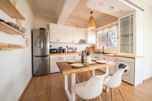 Bohemian Paradise Villa - Vily, Paradisi