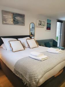 Villas annecy poisy Studio a 9 minutes du lac Annecy : photos des chambres