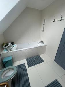Villas Villa avec piscine chauffee a 40min de Paris : photos des chambres