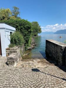 Studio dans le vieux bourg de St Prex