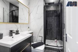 Modern Edinburgh 2 Bed Residence