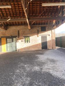 Appartements Entre ville et campagne appartement cosy avec parking et terrasse Wood : photos des chambres
