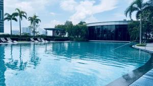 KLCC sky view 1BR luxury suites with Balcony Trion A5507 KL