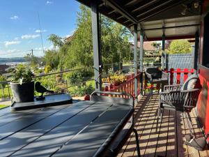 Maisons d'hotes TiNY HOUSE LE CHALET : photos des chambres