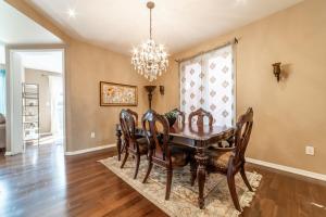 4br Near Hilton Falls - Kelso - Gazebo, Workspace
