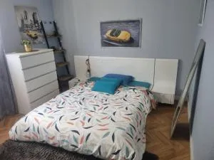 Chambre avec lit double - Saint-André-de-la-Marche