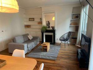 Cute 1-bed flat near Opéra, Montmartre,Martyrs St