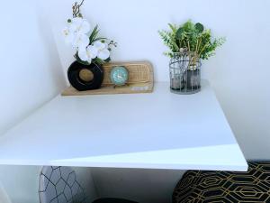 Le Mini Nook - Métro 9 Robespierre Porte de Paris