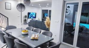 Villa Tim is a 4 bedroom villa with 38 sqm heated pool