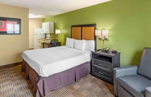 Studio 6 Suites Sacramento Northgate CA