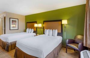 Studio with 2 Double Beds - Non-Smoking room in Extended Stay America Suites - Chicago - Vernon Hills - Lake Forest