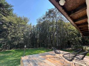 Villa Yarema Mountain Relax with Hot Jacuzzi & Sauna by BookVillaBG