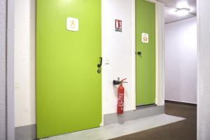 Hotels Hotel La Voile Bleue : photos des chambres