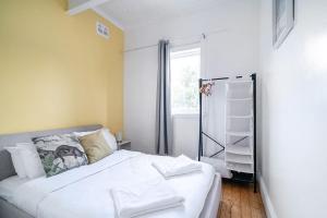 Sunnyside Up Local Living by Bondi Beach