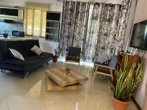 La Casa Apartment by MUFASA ONE HOLDINGS - Pointe aux Sable