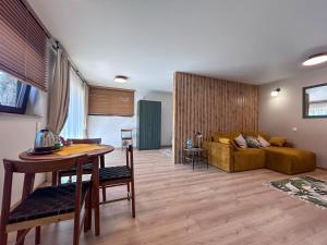 ZAGÓRZANKA Pensjonat Rehabilitacyjno-Rekreacyjny SiS Dziadkowiec - Spółka Jawna