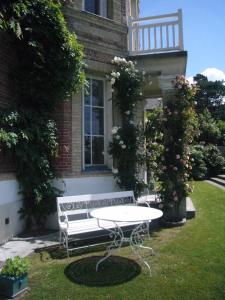 B&B / Chambres d'hotes Chambres d'Hotes les Charmettes : photos des chambres