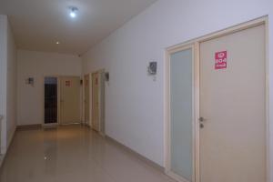 RedDoorz Syariah Near Simpang Lima Semarang
