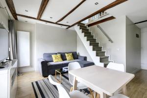 Paris - Cosy Duplex près des Champs Elysées