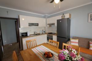 Three-Bedroom Apartment room in Villa Marica