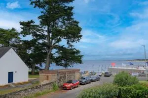 Villa Bihen - Maison à 50m de la plage - بينيستين