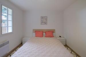 Maisons de vacances Villa Bihen - Maison a 50m de la plage : Maison 4 Chambres