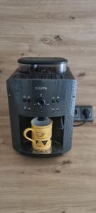 Garden Apartment, free private garage parking