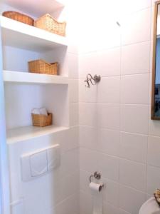 Quiet Central Apartment