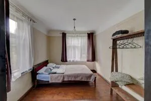 BRAŠĻU MĀJA - Lankas