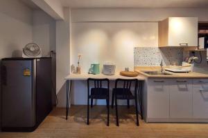 Townhouse at Yaek Lam Sali station for 6 pax